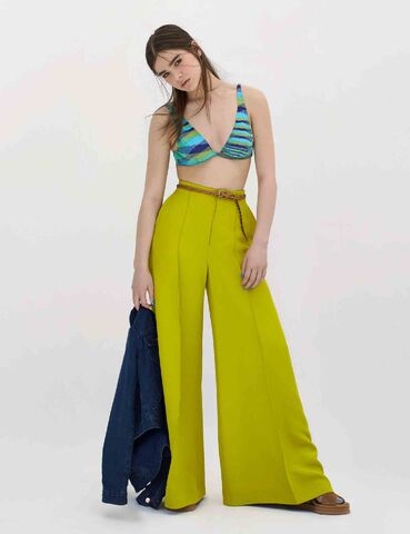 File:Flaunt2.jpg