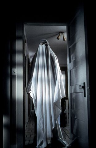 File:Nuit-des-masques-1978-04-g.jpg