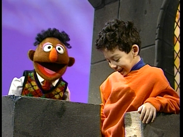 File:Elmo Says BOO! 369.png