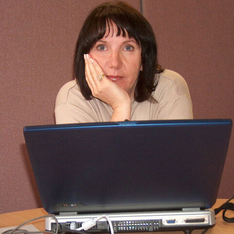 File:Karen Traviss.jpg