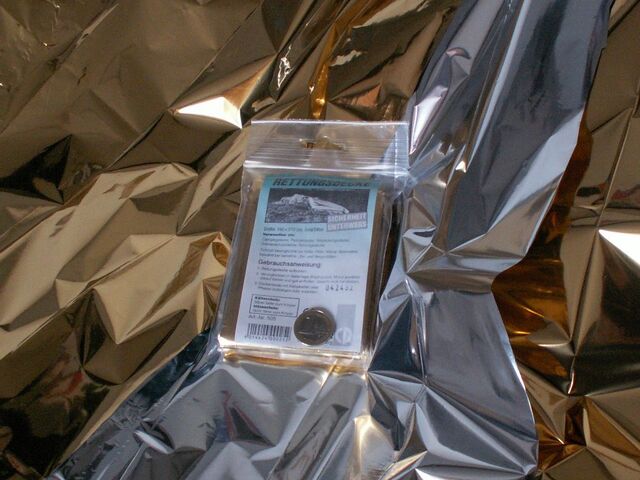 File:Thermal Blanket.jpg