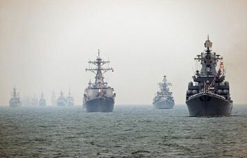 Us-navy-missile-destroyer-uss-fitzgerald-c-the-russian-navys-11370-tonne-vayag-missile-cruiser-r