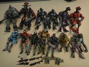 Halo-reach-halo-3-loose-action-figure-lot 110696979094.jpg