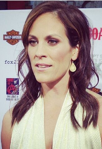 File:AnnabethGish.jpg