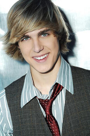 File:Cody-Linley-CelebHealthy com.jpg