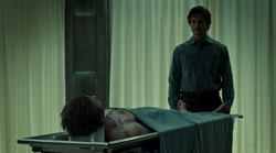 1x09 - Will ante Boyle.png
