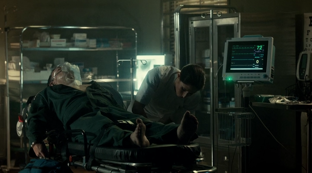 Archivo:1x06 - Gideon llevado.png