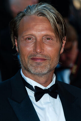 File:Mads mikkelsen67.jpg