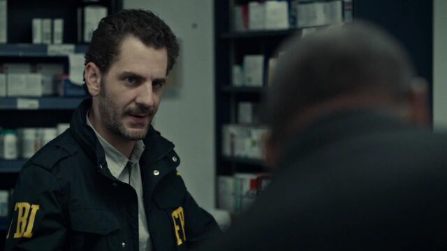 File:1x02 Brian Zeller.jpg