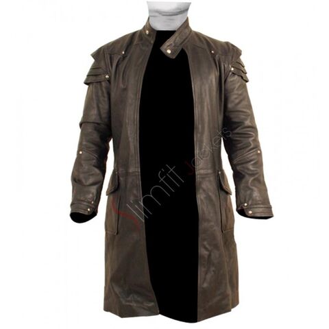 File:Hansel Gretel Jeremy Renner Trench Coat.jpg