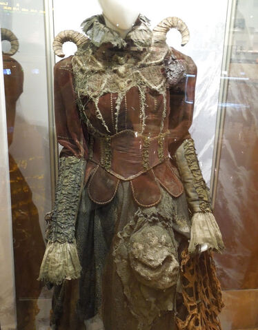 File:Tall witch costume image.jpg