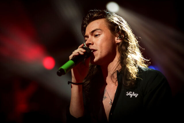 File:Harry styles header.jpg