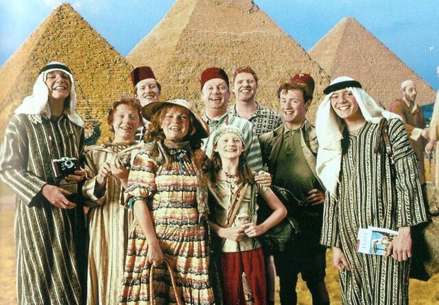 File:Weasley.jpg