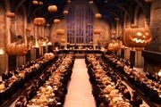 Große Halle Halloween