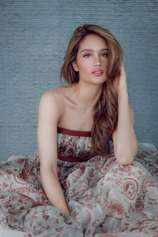 File:Cinta Laura Kiehl.jpg