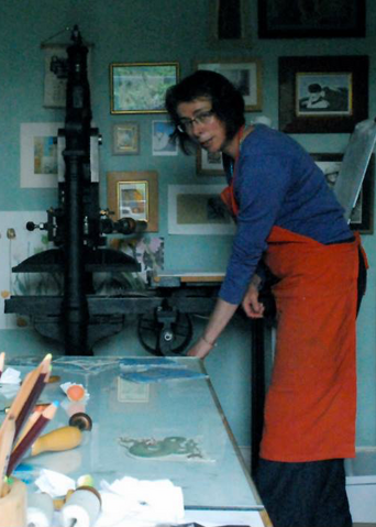 File:Clare Melinsky.png