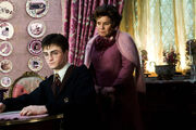Harry in punizione nell'Ufficio di Umbridge