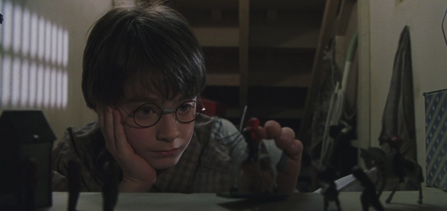 File:HarryPlayingWithToySoldiers.png
