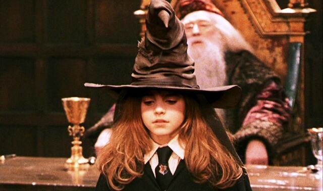 File:Harry-potter1-sorting1.jpg