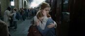 830px-Hermione and Rose.jpg