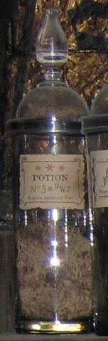 File:Potion Nº 3x9W7.jpg
