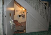 Schrank unter der Treppe