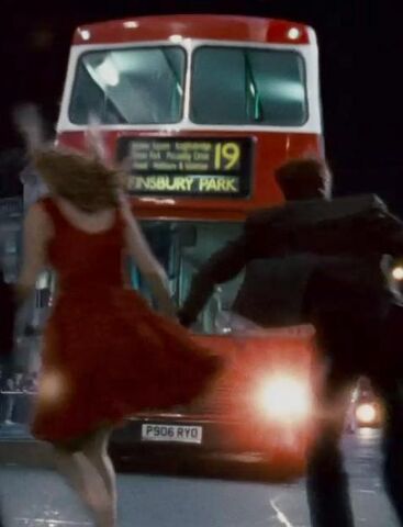 File:Finsbury Park.jpg