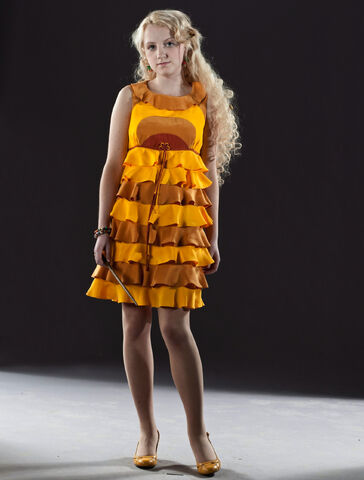 File:LunaYellowDress.jpg