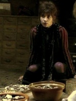 Tonks w norze.jpg