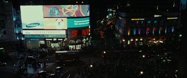 File:Shaftesbury Avenue.jpg