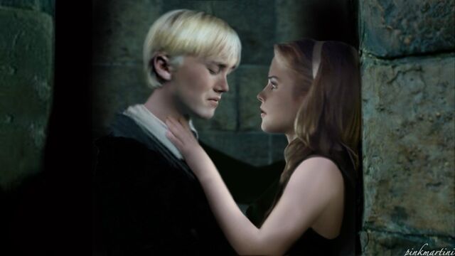 File:Draco-Malfoy-draco-malfoy-6794023-888-500.jpg