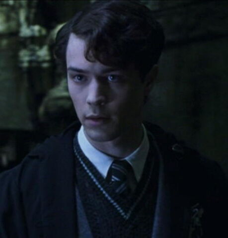 File:Tom-Riddle.jpg