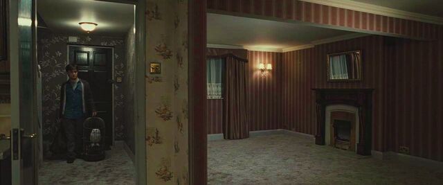 File:Privet Drive-DH.jpg