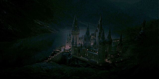 File:Harry-potter7-movie-screencaps.com-5424.jpg