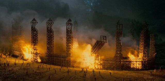 File:Hogwarts' quidditch pitch-DH2.jpg
