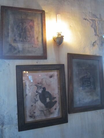 File:Pictures.jpg