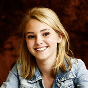 AnnaSophia Robb9