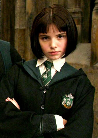 File:426px-Genevieve gaunt.jpg