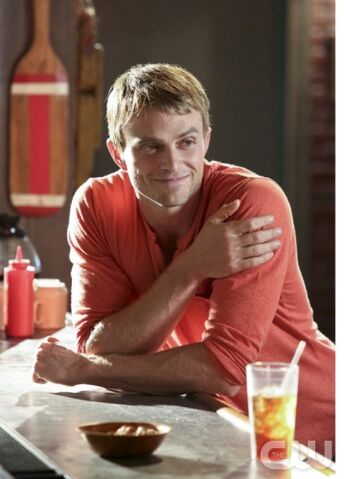 File:Wade S1E1 IFallToPieces.jpg