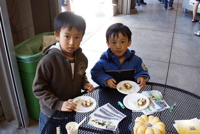 File:Food and tech 023.jpg