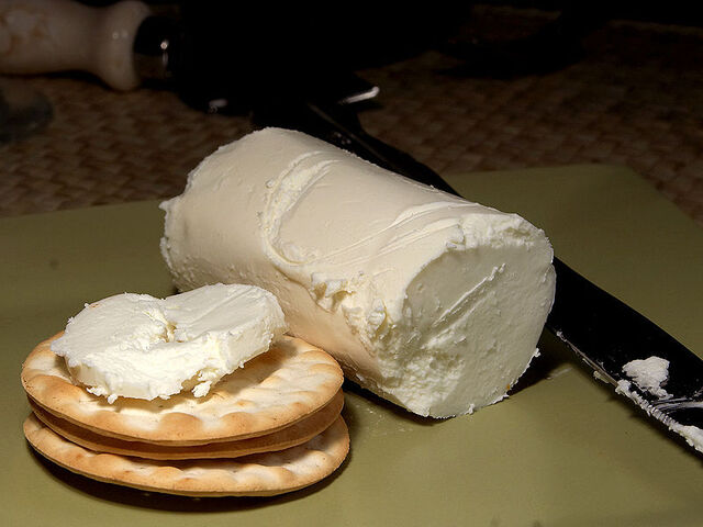 File:Goat cheese.jpg