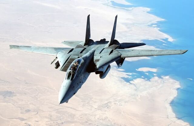 File:F14-Tomcat.jpg