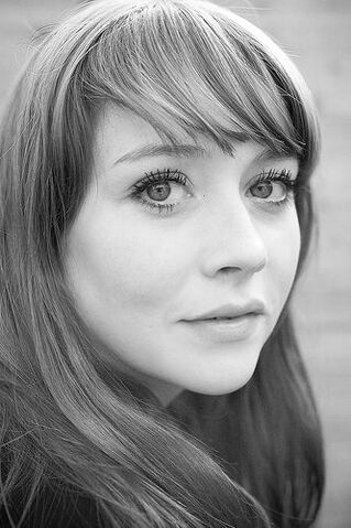 File:Laura Pyper.jpg