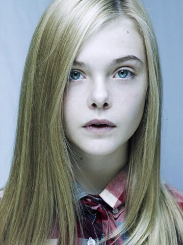 File:Elle-fanning-77.jpg