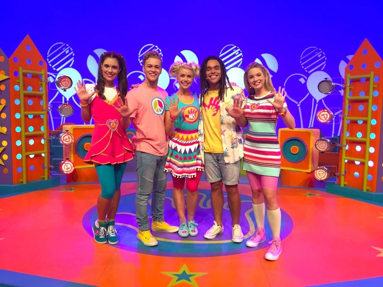 17 party season hi-5 street Hi  Party Series 5 Street   Extra 17 Hi Image  5 001.jpg