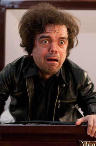 Archivo:Peter-Dinklage-MODOK-Captain-America.jpg