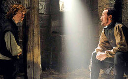 Bronn y Tyrion en la celda HBO.jpg