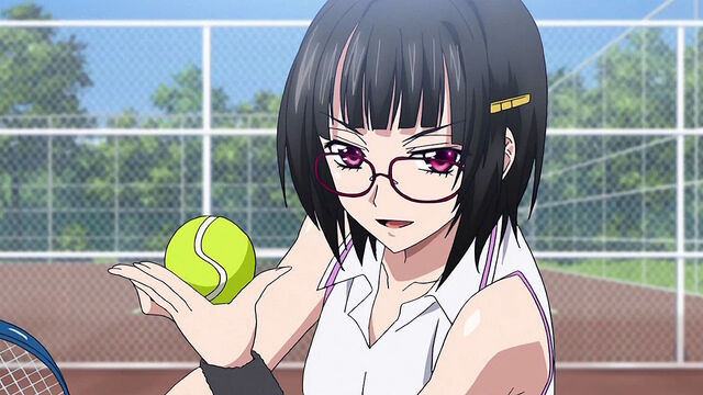 File:Sona about to serve.jpg