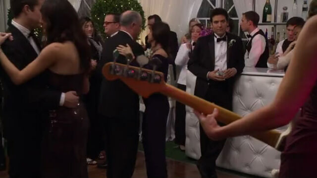 File:BassPlayer.jpg