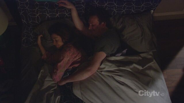 File:Twin-Beds 06.jpg